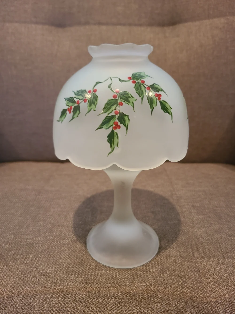 Vintage Westmoreland satin frosted glass fairy lamp with a holly and berry motif